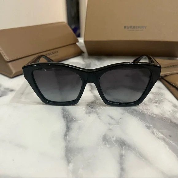 NEW Burberry | Arden BE4391 Black Sunglasses - Picture 7 of 11
